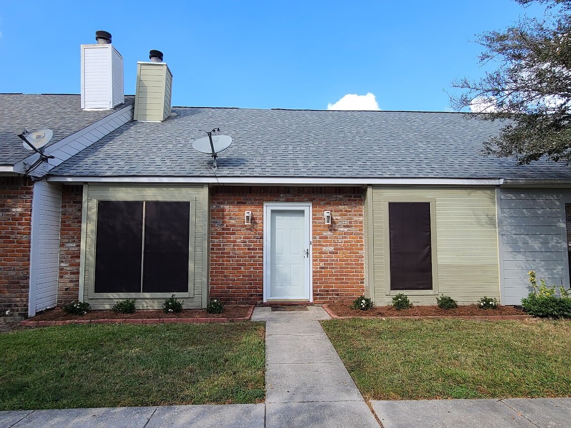 Front Entrance - 12435 Coursey Blvd