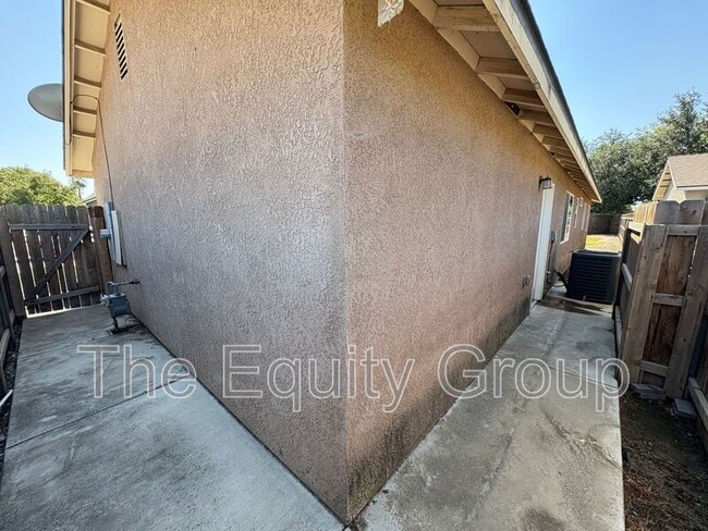 Foto del edificio - 2302 Cape Canyon Ave
