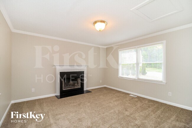Foto del edificio - 5010 Promise Land Ct