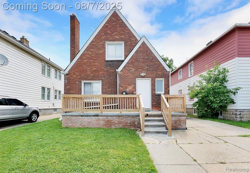 Primary Photo - 4790 Williamson St