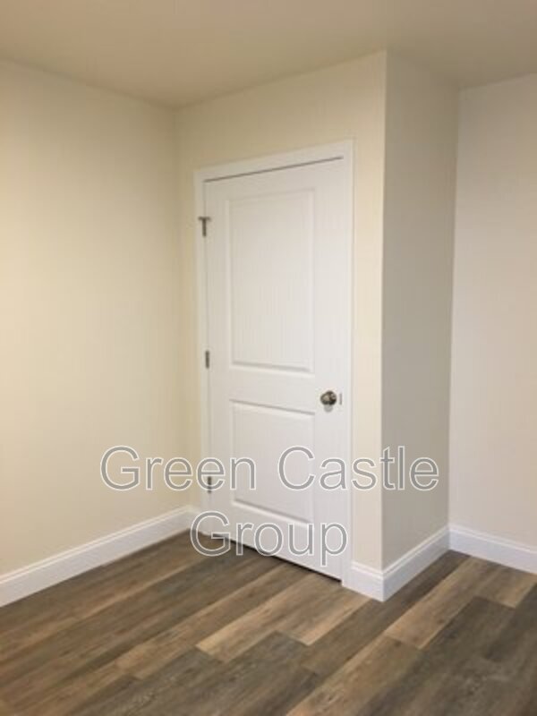 Foto del edificio - 323-325 College Street, Unit 11