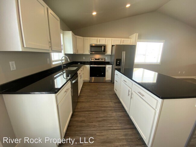 Foto del edificio - 3 br, 2 bath House - 6733 72nd Avenue South