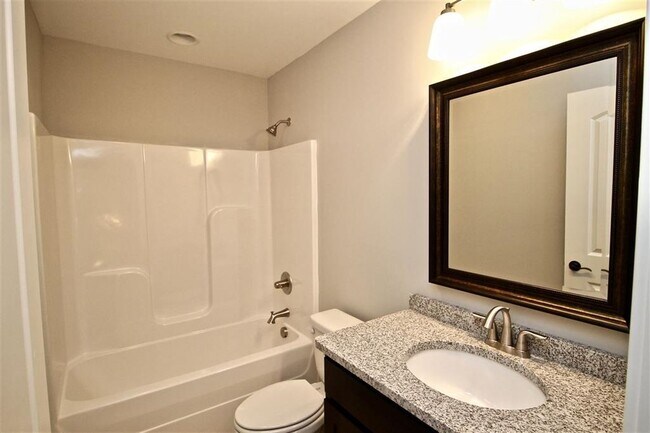 Foto del edificio - 418 Cumberland Ridge Ct