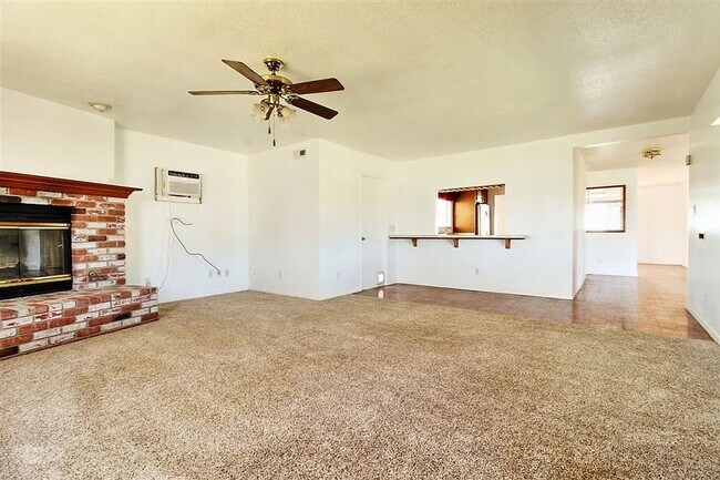 Foto del edificio - 3BD/2BA HOME AVAILABLE IN NORTH CLAIREMONT ONLY $4,495!