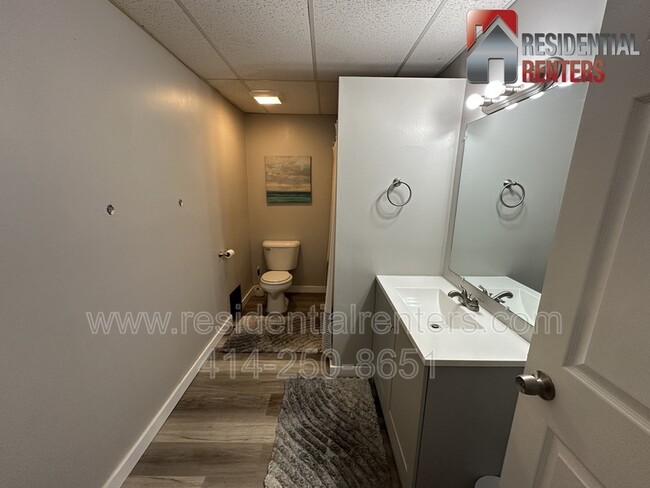 Foto del edificio - 2463 N 45th St