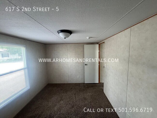 Foto del edificio - 617 S 2nd St