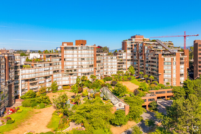 Building Photo - Harbour Cove