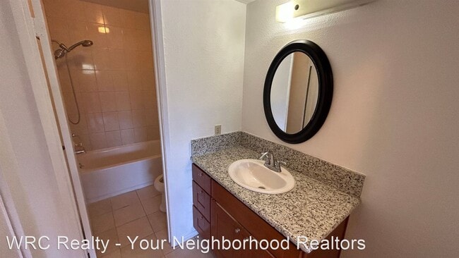 Foto del edificio - 3 br, 2 bath House - 814 S. Garfield Ave