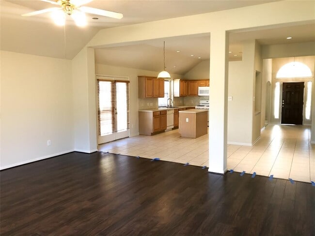 Building Photo - 4310 Mustang Crossing Ct