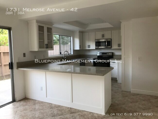 Foto del edificio - Open Floor Townhouse in Chula Vista