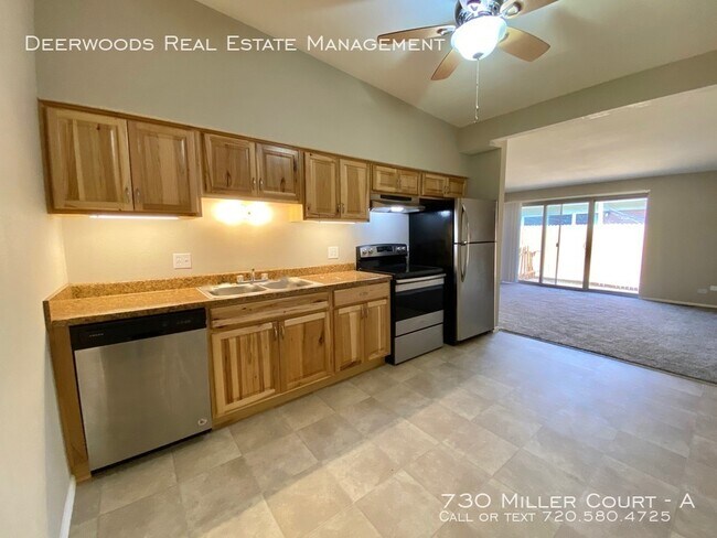 Foto del edificio - 730 Miller Ct