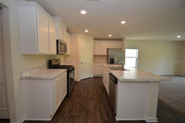 Building Photo - 664 Grand Reserve Dr