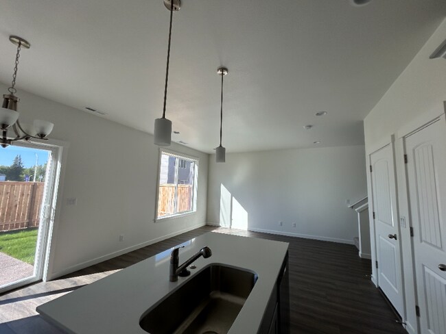 Building Photo - 1755 NE Waterfront St