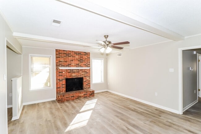 Building Photo - 6505 Deermont Dr