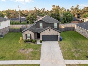 Building Photo - 403 Magnolia Ln
