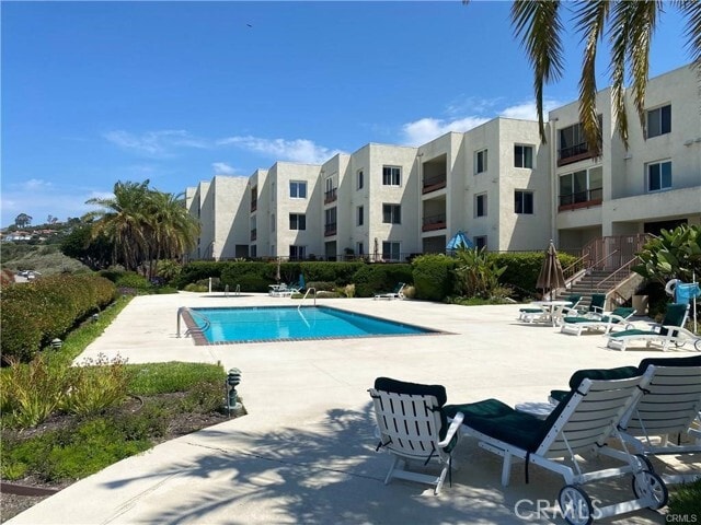 Building Photo - 3200 La Rotonda Dr