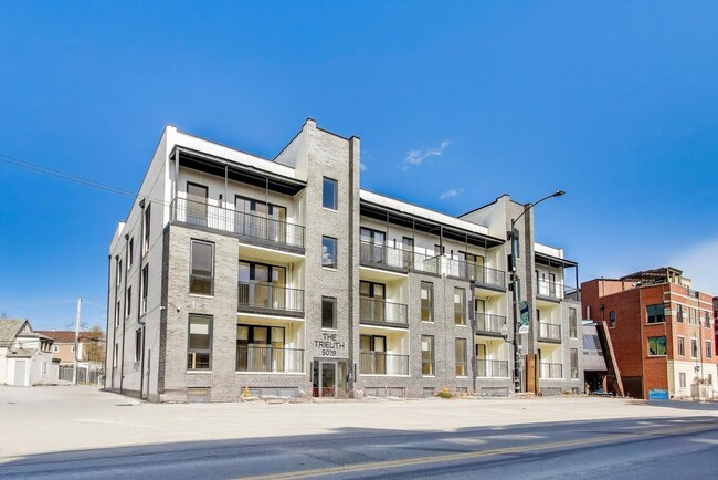 Building Photo - 5019 N Lincoln Ave