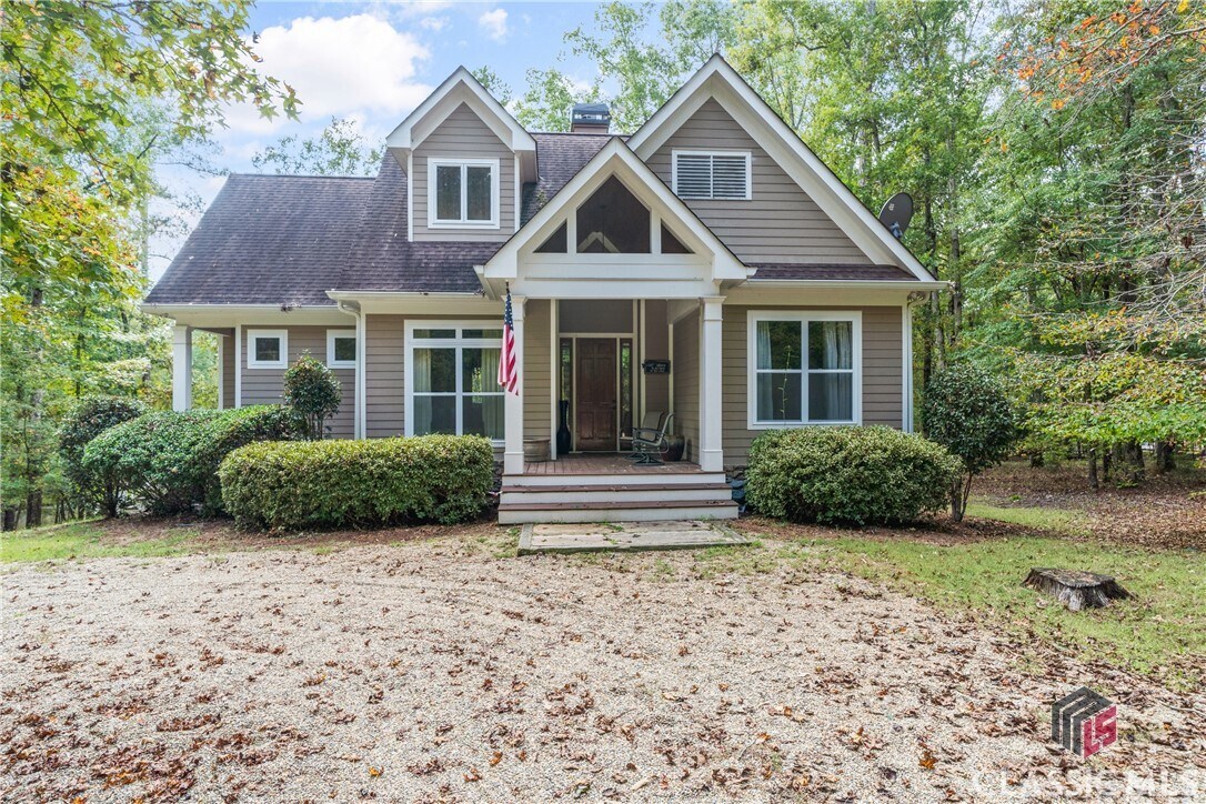 Foto principal - 220 Deer Track Rd