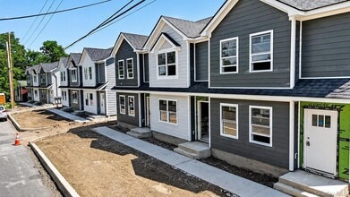 Building Photo - 64 Manor Pl