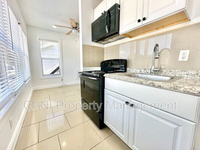 Foto del edificio - 503 N Ridgewood Ave