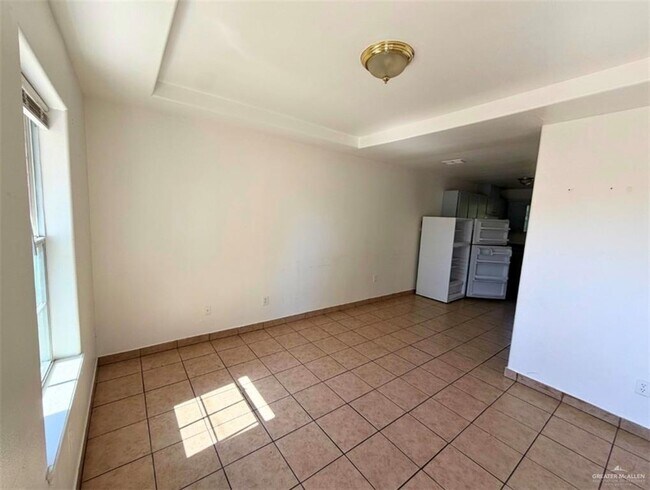 Foto del edificio - 6 Francisco Ave