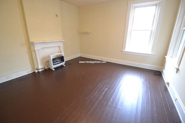 Foto del edificio - 1042 Marshall Ave