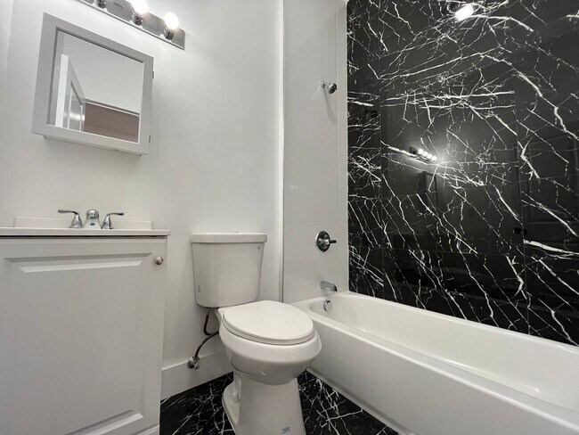 Foto del edificio - 224 Old Bergen Rd