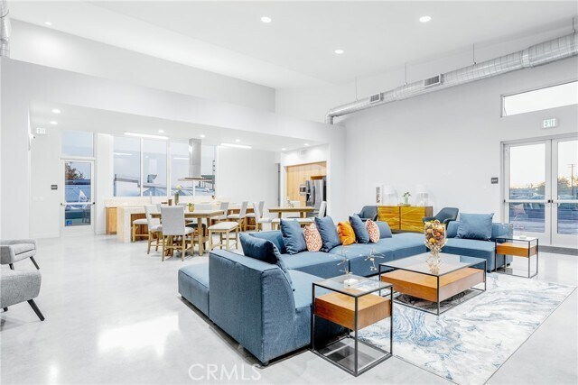 Foto del edificio - 12801 Brookhurst St