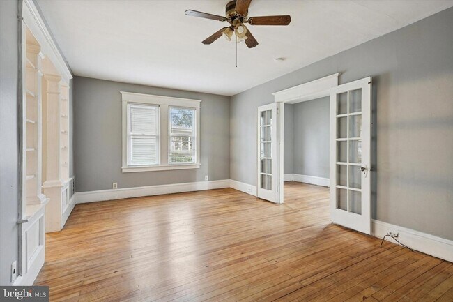 Foto del edificio - 407 N Broadway