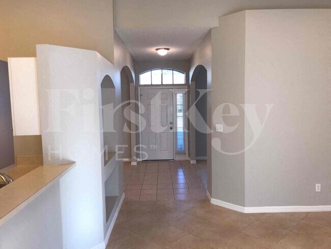 Foto del edificio - 1550 Golfside Village Blvd