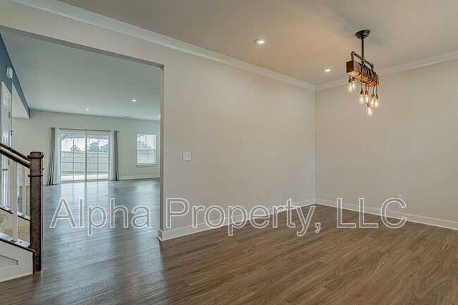 Building Photo - 921 St Elmos Ct