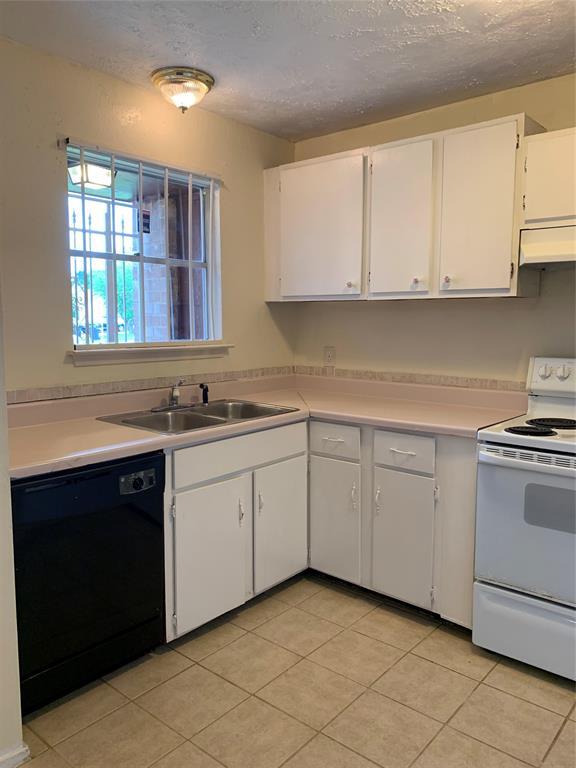 Building Photo - 16429 Monte Carlo Ln