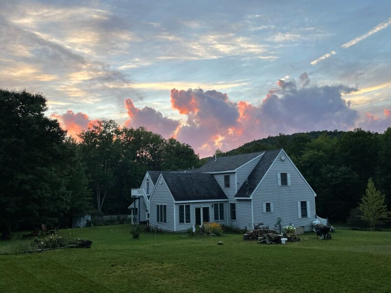 Primary Photo - 252 Towers Rd