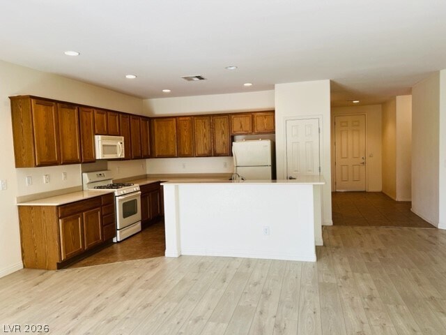 Foto del edificio - 2103 Sawtooth Mountain Dr