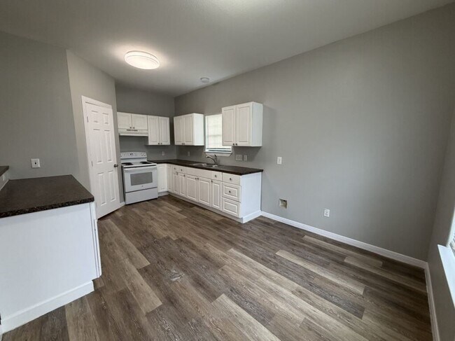 Foto del edificio - 3118 Barberry Dr