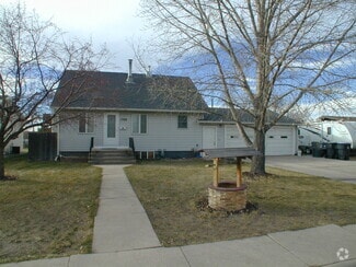 Building Photo - 1308 Diamond Ave
