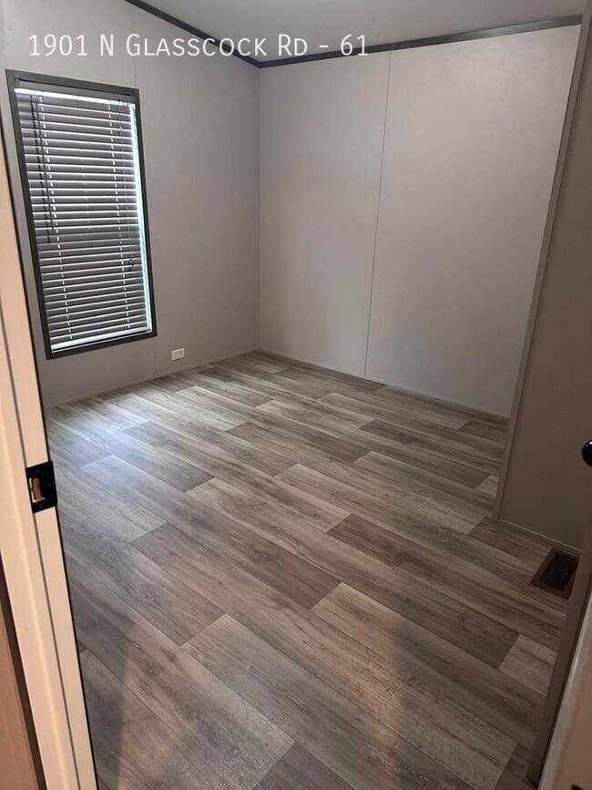 Building Photo - 1901 N Glasscock Rd