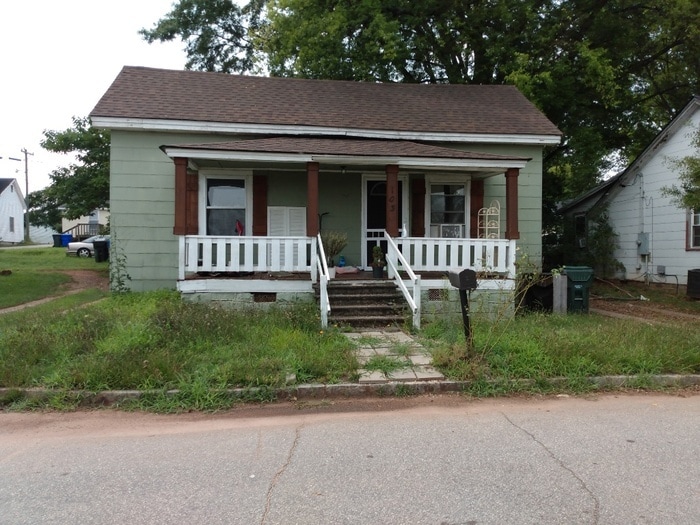 Primary Photo - 2 Bedroom in Greenville