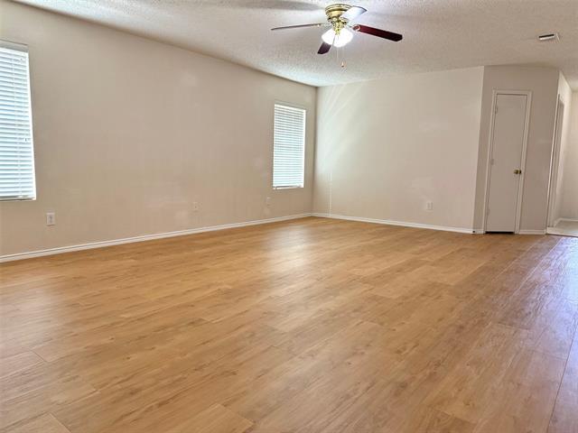 Foto del edificio - 932 White Dove Dr