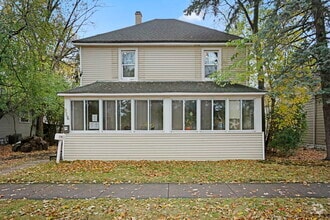 Building Photo - 956 Chestnut St