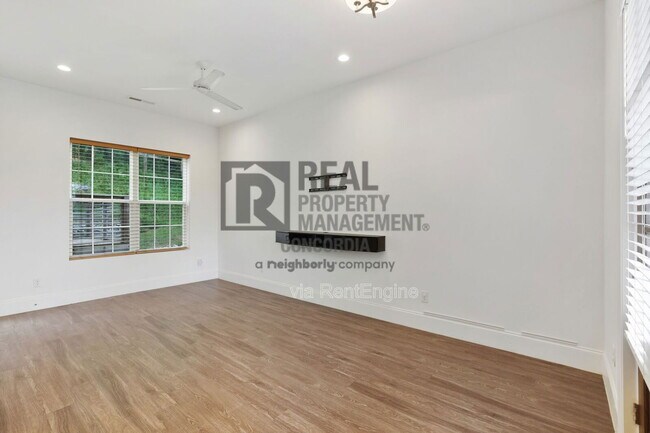 Foto del edificio - 1006 Chisolm Trail