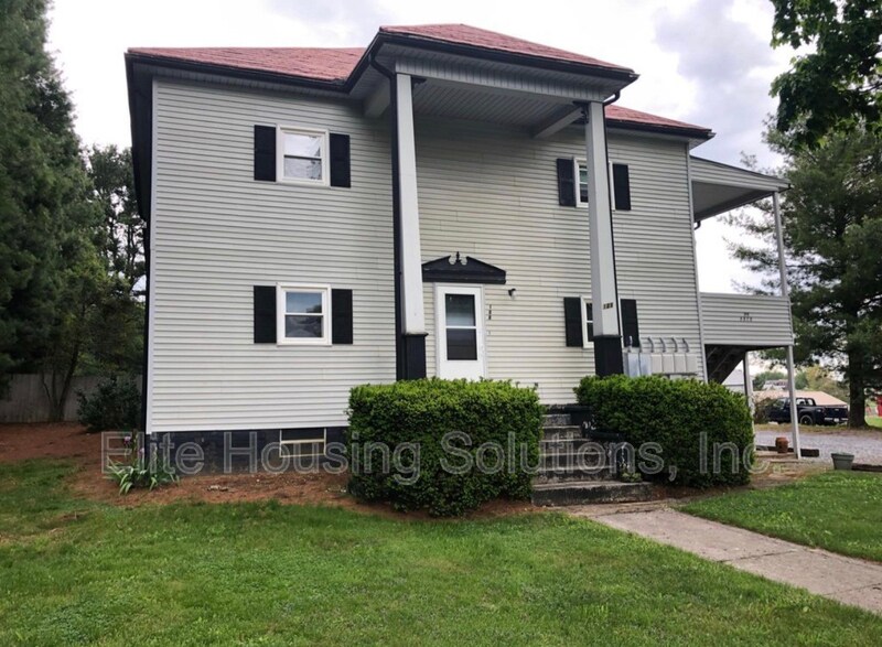 108 E Buck Ave Unit A, Rural Retreat, VA 24368 Condo for Rent in