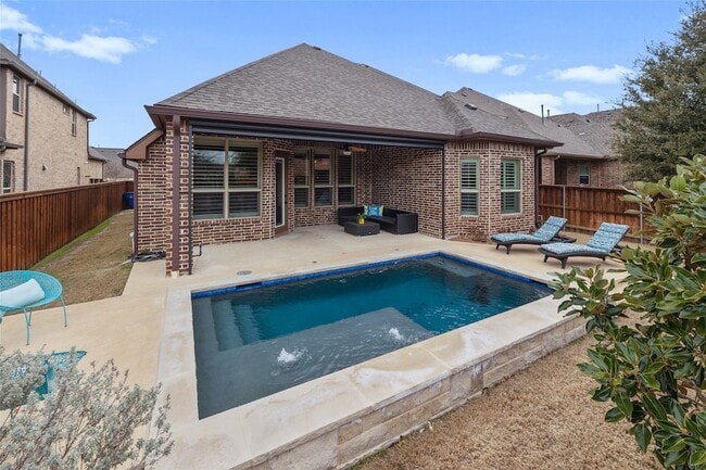 Building Photo - 864 Gaited Trail
