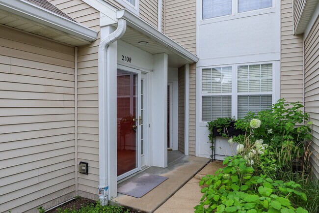 Building Photo - 2108 Fulham Dr
