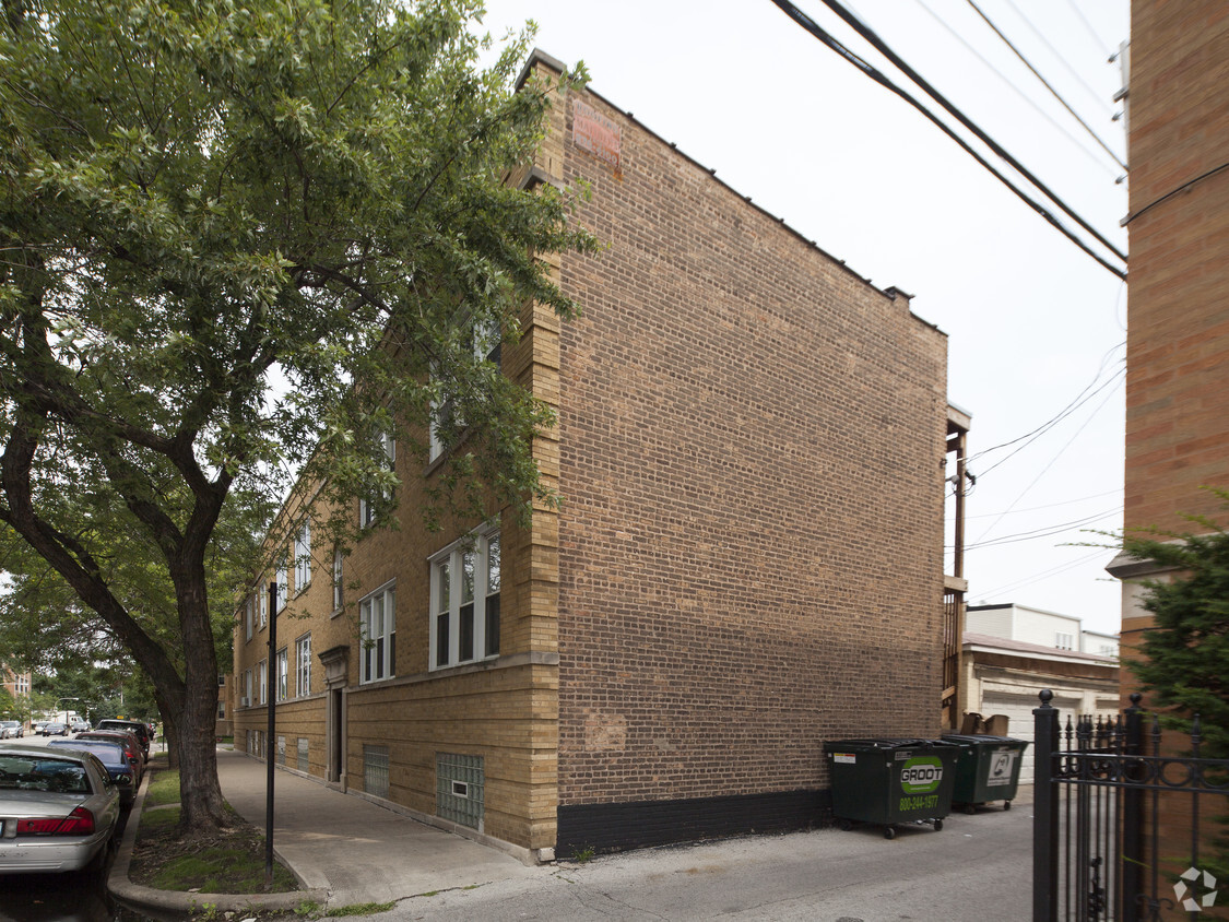 Building Photo - 5157-5159 W Agatite Ave