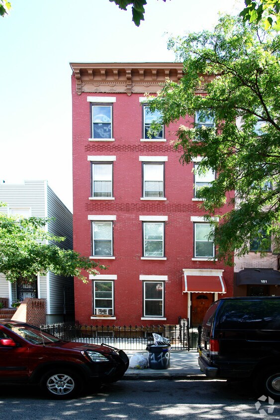 Building Photo - 179 12th St