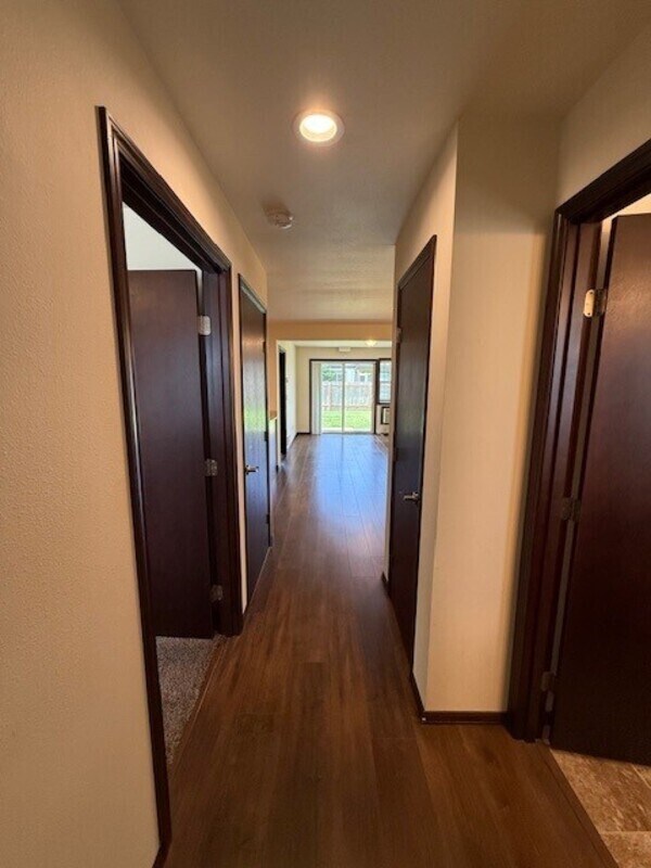 Foto del edificio - 2040 Andress Ln