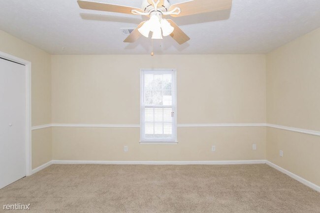 Foto del edificio - 3187 Lancer Dr