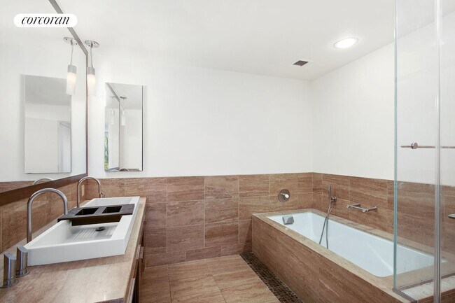 Foto del edificio - 250 E 53rd St