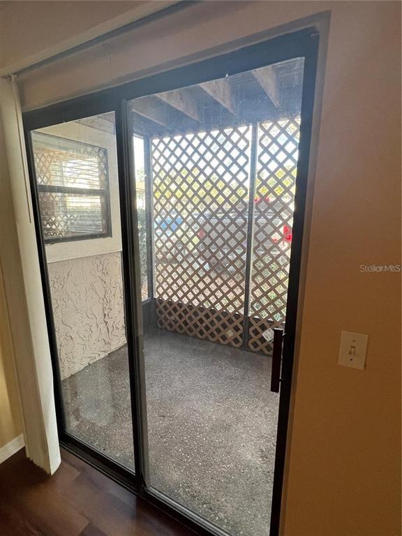 Foto del edificio - 3032 Antique Oaks Cir